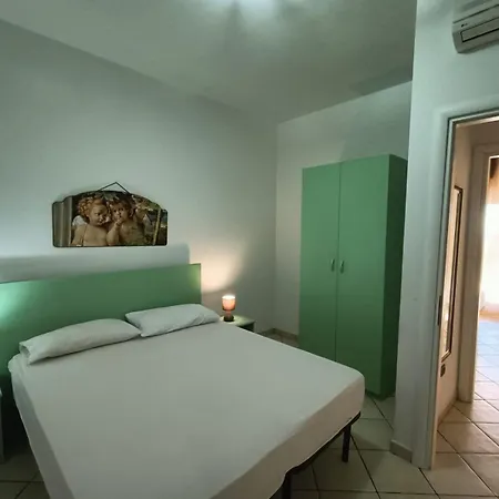 Rosa Virginia Fronte Mare By Salentoville 3*