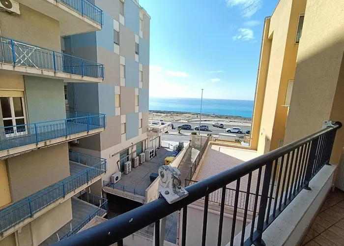 Rosa Virginia Fronte Mare By Dedalo Luxury